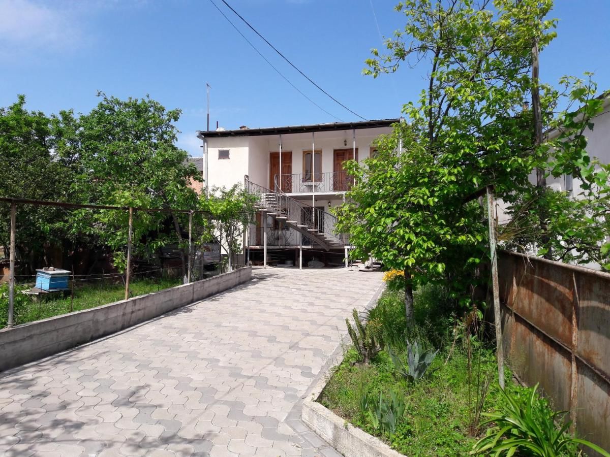 Гостевой дом Sataplia District Кутаиси